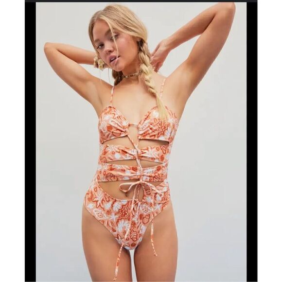 NWT Cider Orange Sea Print Strappy Front One Piece Swimsuit Size Large - Picture 1 of 14